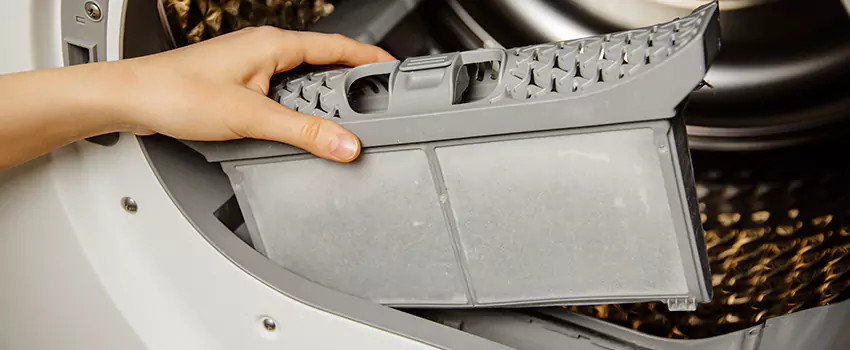 Signs Of A Clogged Dryer Lint Trap in Alum Rock, California